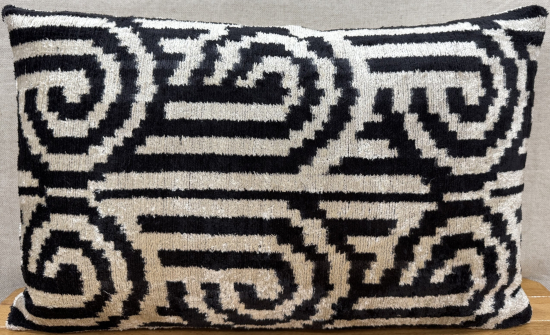 Velvet Pillow ( 40 x 60 cm )