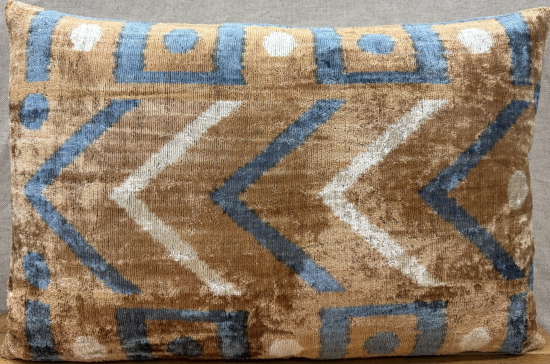 Velvet Pillow ( 40 x 60 cm )