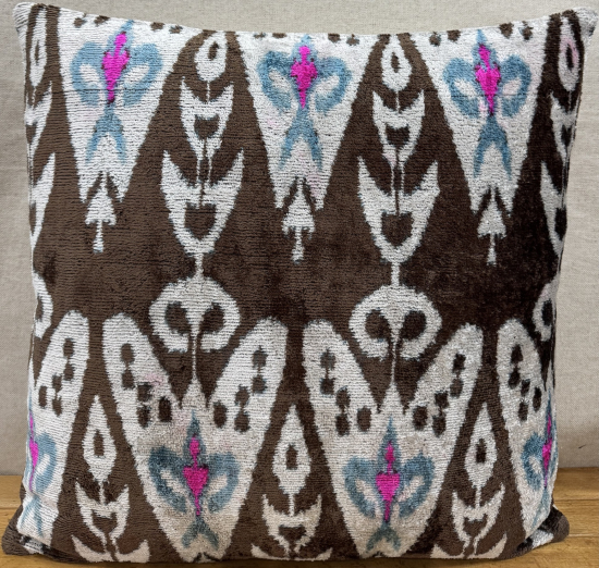 Velvet Pillow ( 50 x 50 cm )