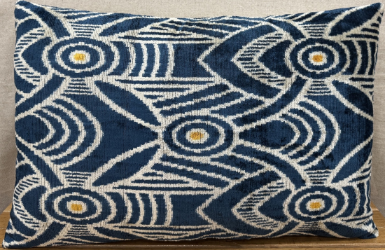 Velvet Pillow ( 40 x 60 cm )