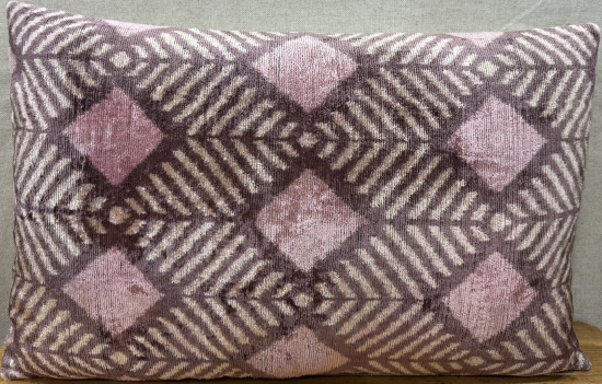 Velvet Pillow ( 40 x 60 cm )