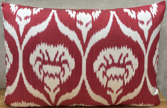 Ikat Pillow ( 40 x 60 cm )
