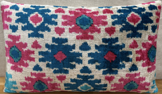 Silk Velvet Pillow ( 30 x 50 cm )