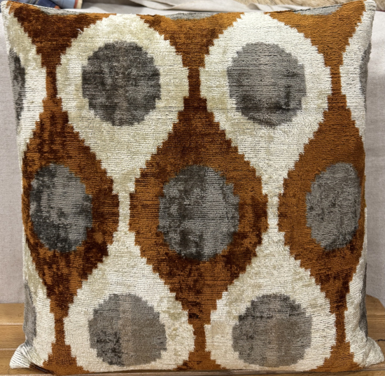 Silk Velvet Pillow ( 50 x 50 cm )