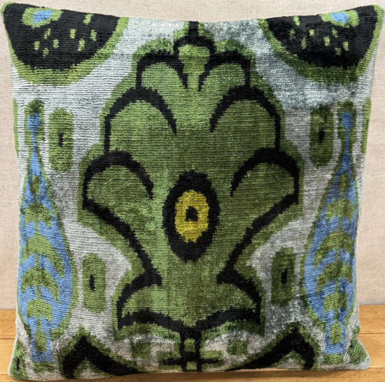 Silk Velvet Pillow ( 40 x 40 cm )
