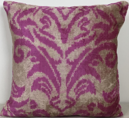 Silk Velvet Pillow ( 40 x 40 cm )