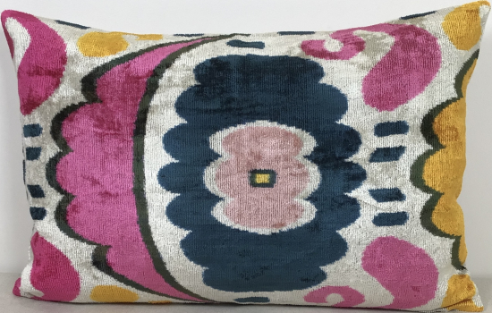 Silk Velvet Pillow ( 40 x 60 cm )