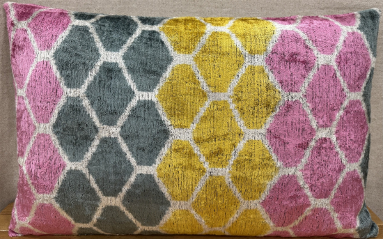 Silk Velvet Pillow ( 40 x 60 cm )