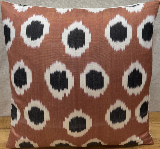 Silk ikat Pillow ( 40 x 40 cm )