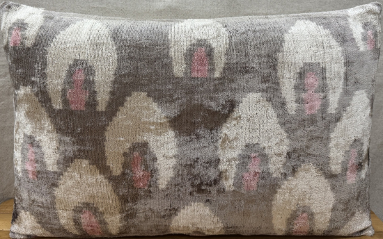 Silk Velvet Pillow ( 40 x 60 cm )