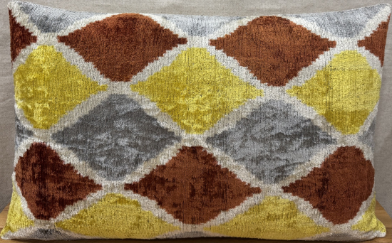 Silk Velvet Pillow ( 40 x 60 cm )