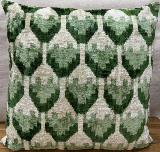 Silk Velvet Pillow ( 50 x 50 cm )