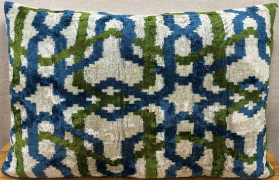 Silk Velvet Pillow ( 40 x 60 cm )