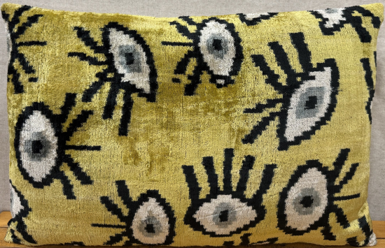 Silk Velvet Pillow ( 40 x 60 cm )