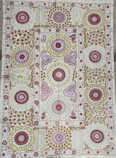 Suzani ( 185 x 220 cm )