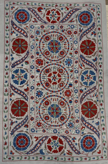 Suzani ( 105x 165 cm )