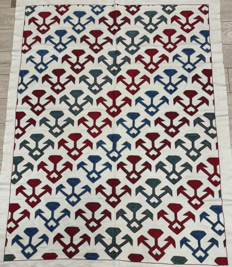 Suzani (105 x 130 cm )