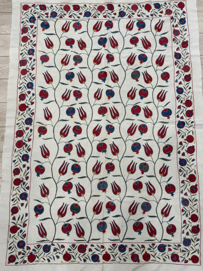 Suzani (100 x 150 cm )