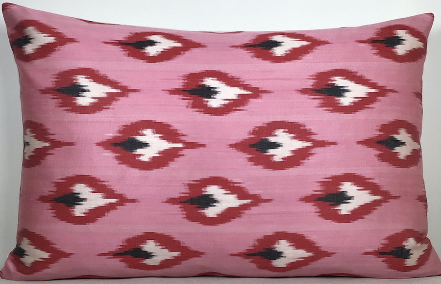 Ikat Pillow ( 40 x 60 cm )