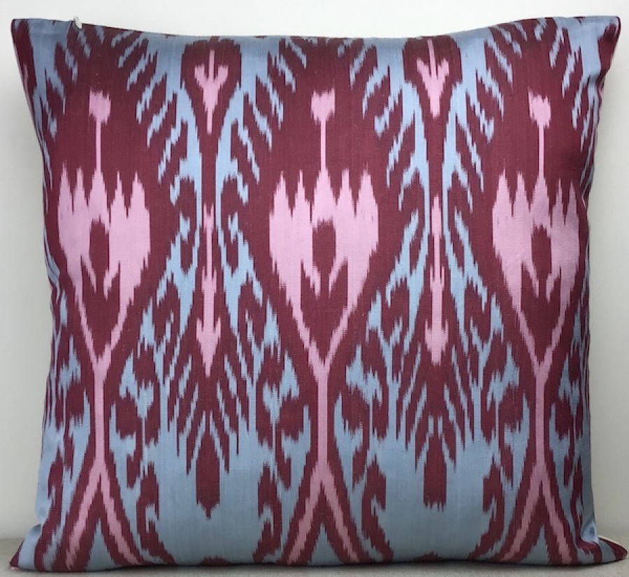 Ikat Pillow ( 50 x 50 cm ) 