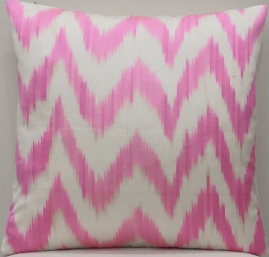 Ikat Pillow ( 40 x 40 cm )