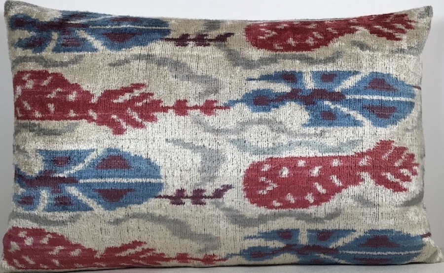 Velvet Pillow ( 40 x 60 cm )