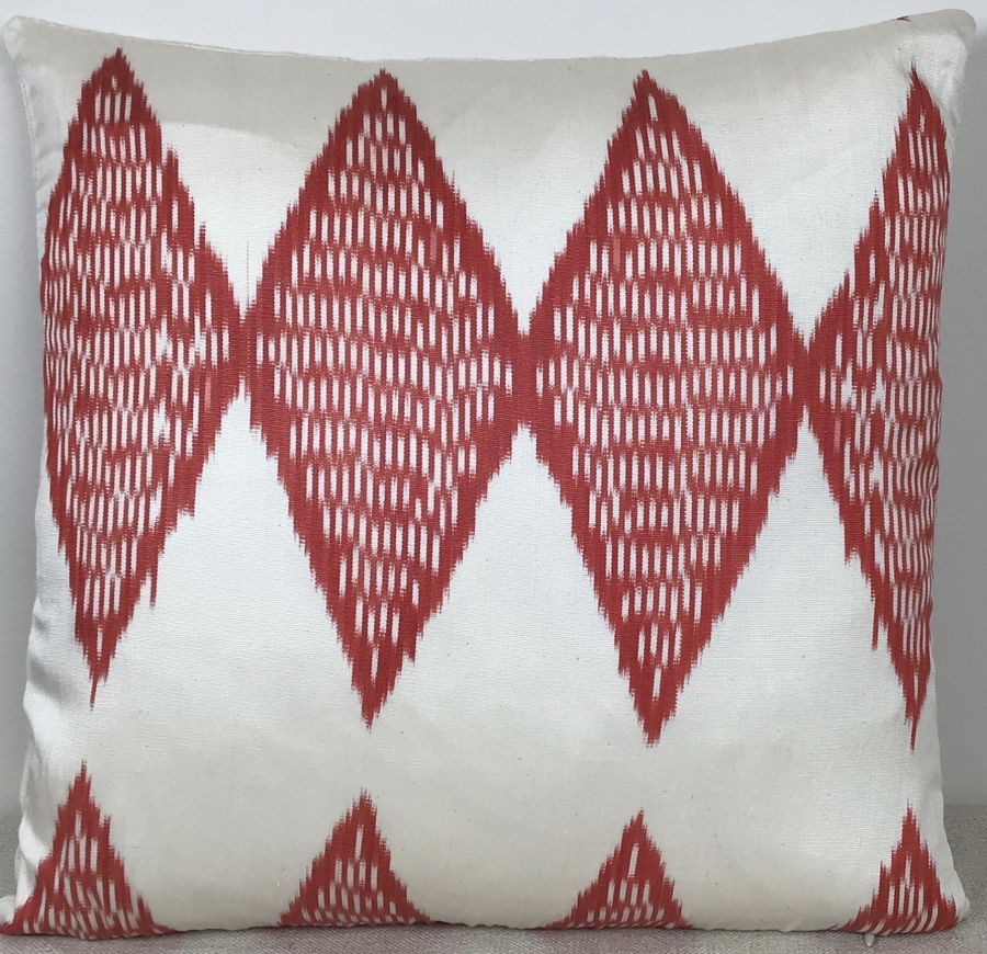 Ikat Pillow ( 40 x 40 cm )