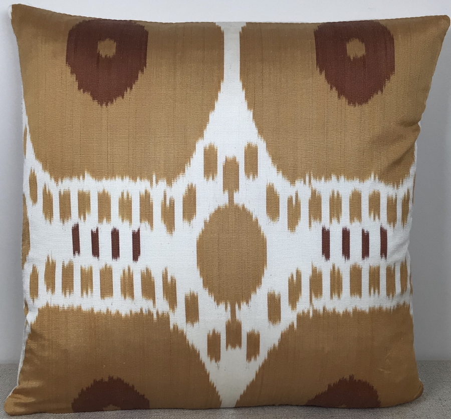 Ikat Pillow ( 40 x 40 cm )