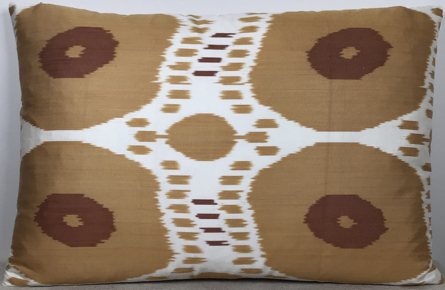 Ikat Pillow ( 40 x 60 cm )