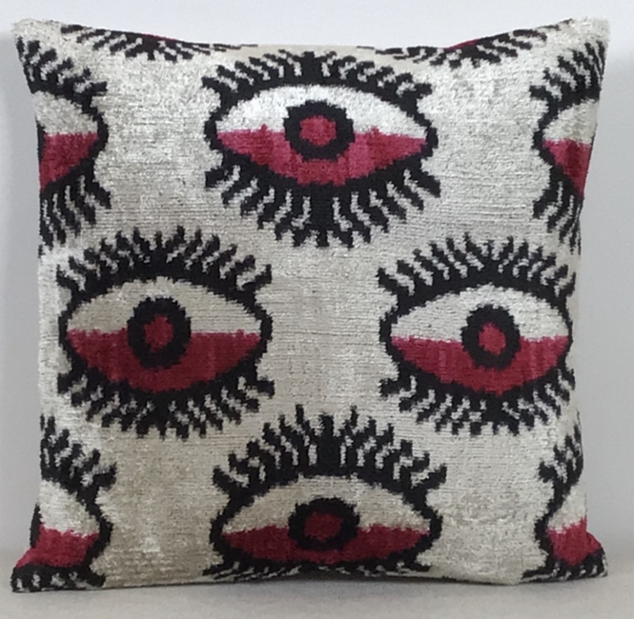 Velvet Pillow ( 40 x 40 cm )