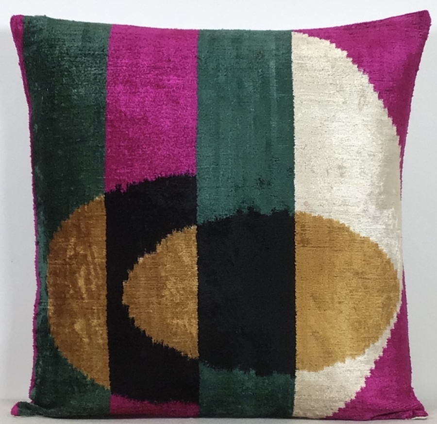 Velvet Pillow ( 60 x 60 cm )