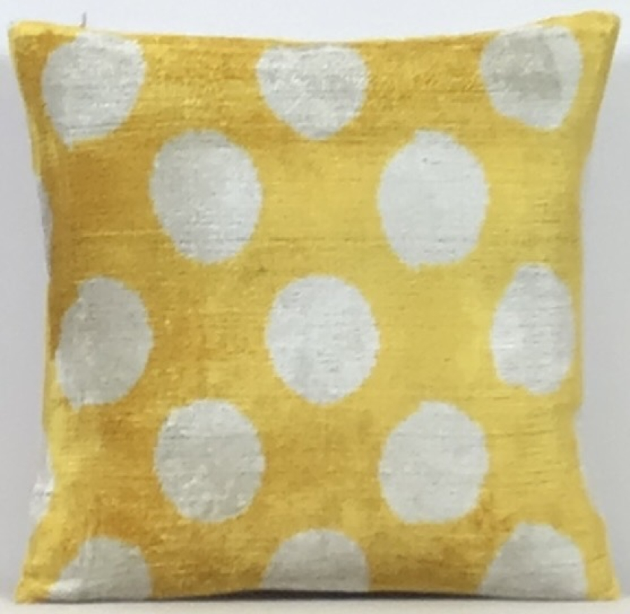 Velvet Pillow ( 40 x 40 cm )