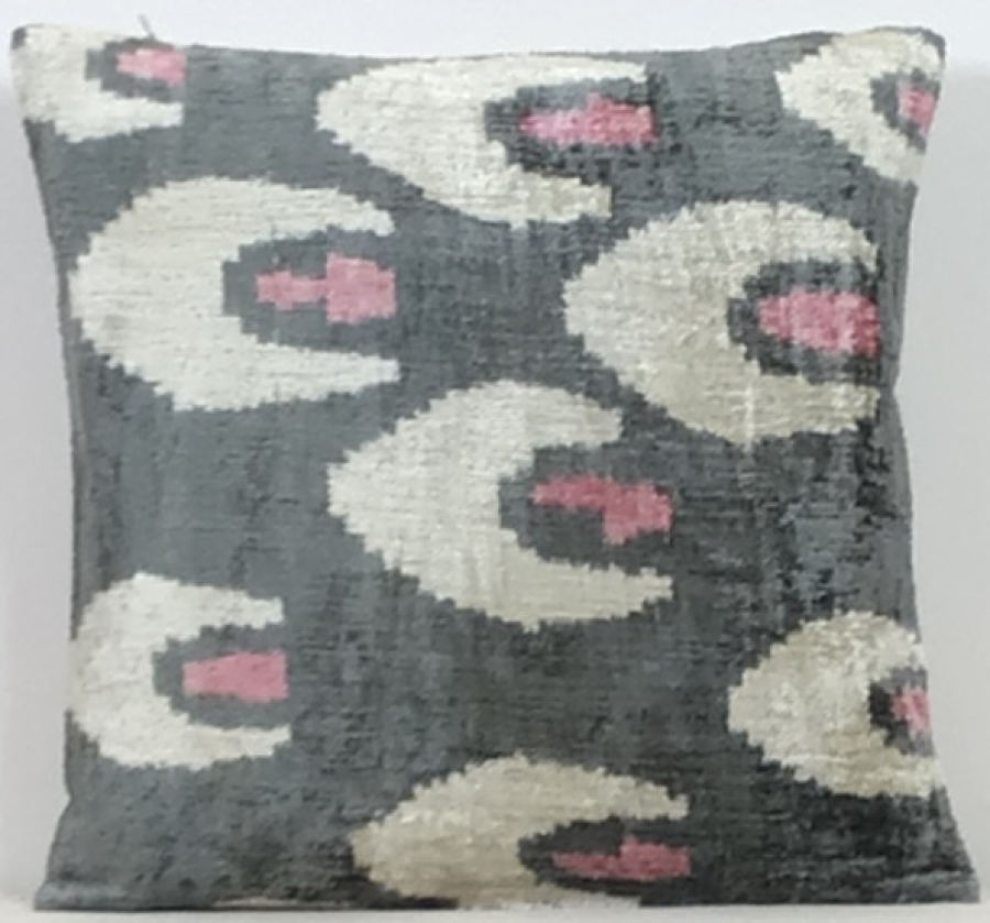 Velvet Pillow ( 40 x 40 cm )