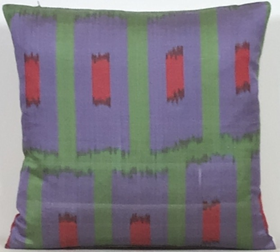 Ikat Pillow ( 40 x 40 cm )