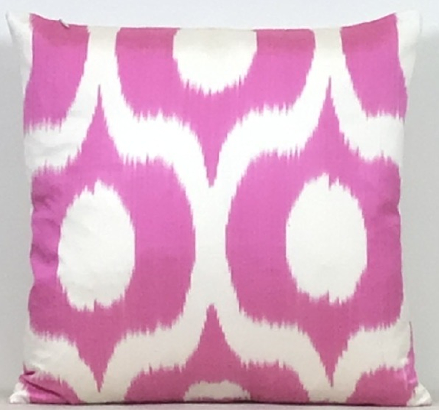 Ikat Pillow ( 40 x 40 cm )