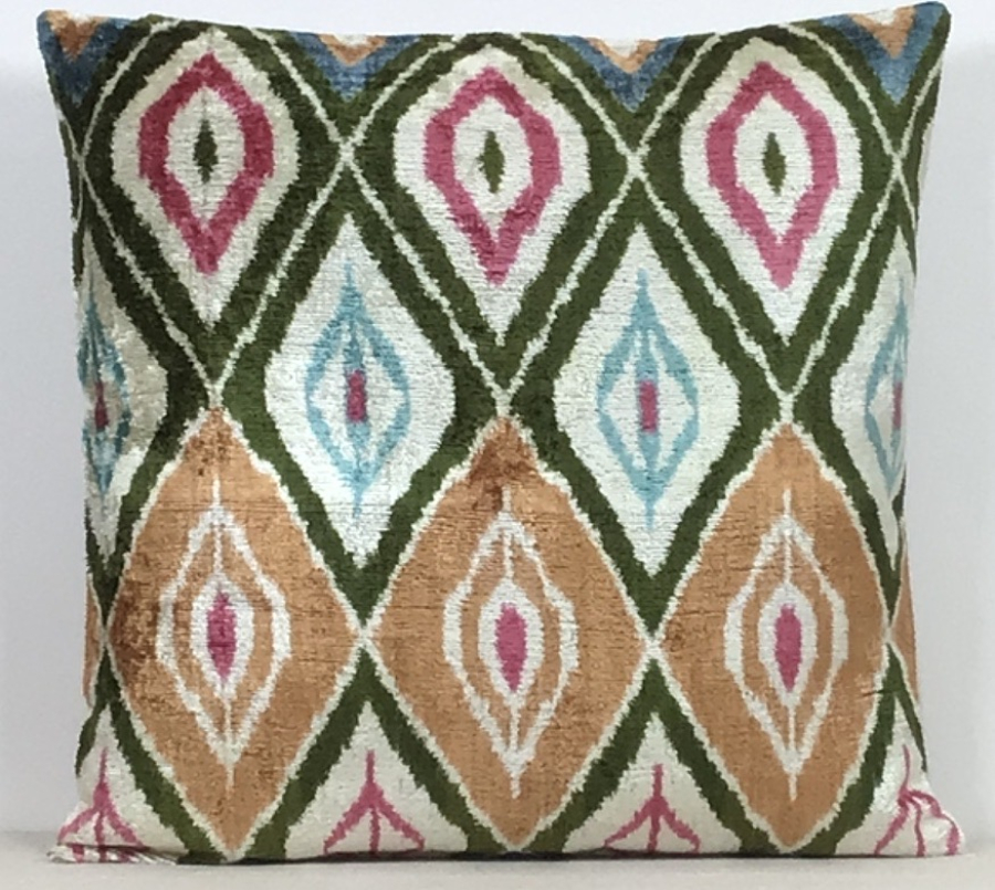 Velvet Pillow ( 50 x 50 cm )