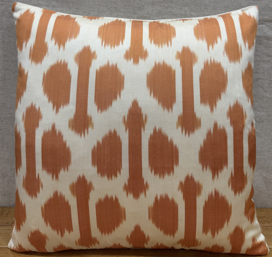 Ikat Pillow ( 40 x 40 cm )