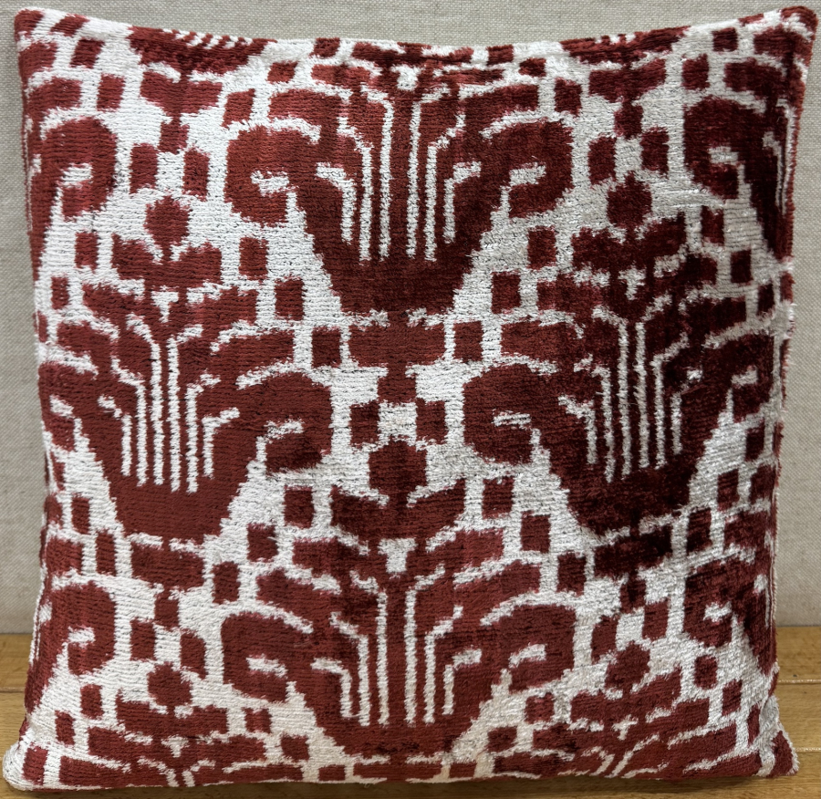 Velvet Pillow  ( 40 x 40 cm )