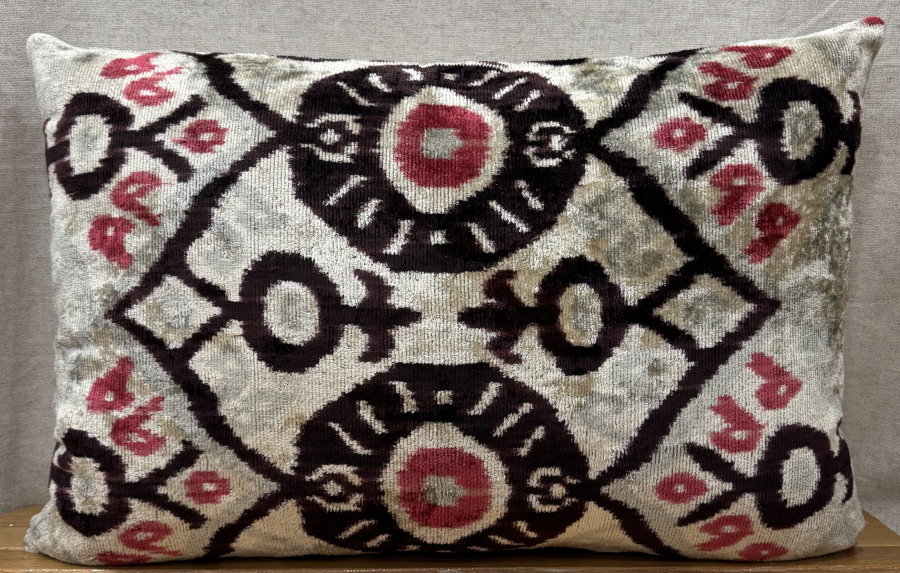 Velvet Pillow ( 40 x 60 cm )