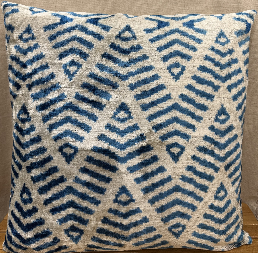 Velvet Pillow ( 60 x 60 cm )