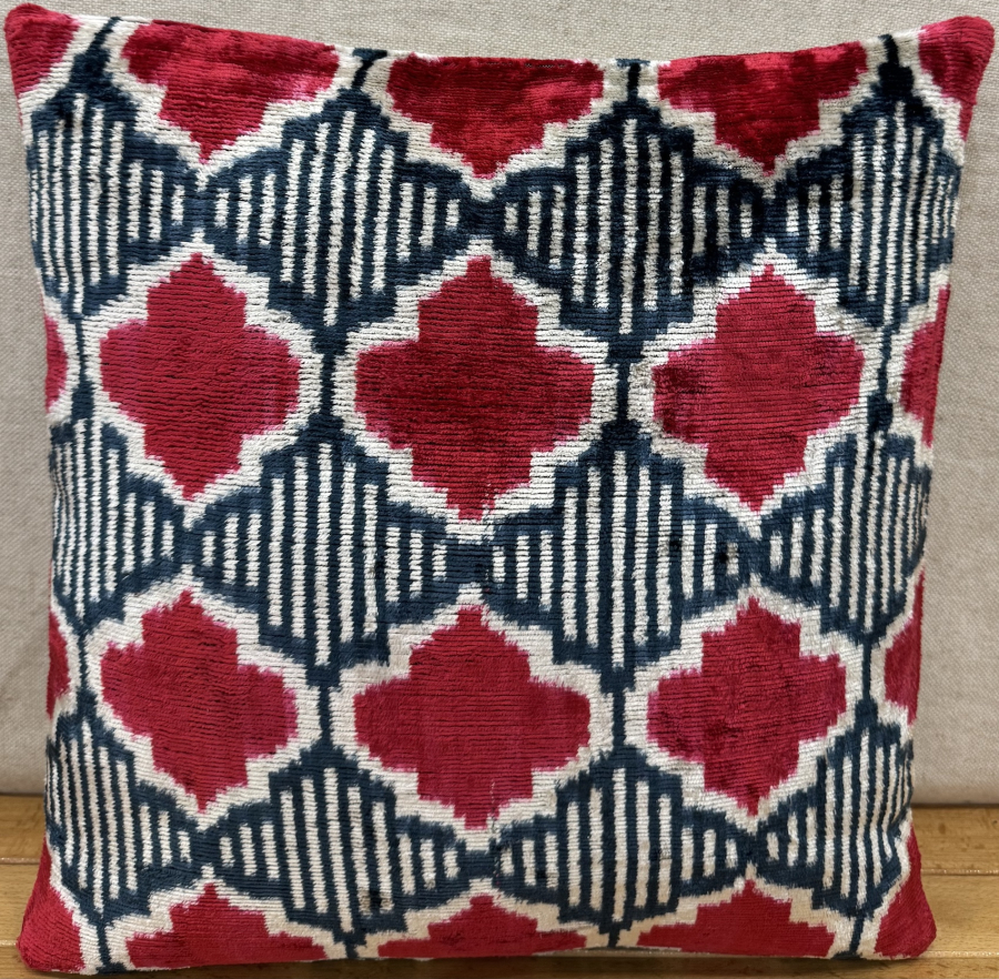 Velvet Pillow ( 40 x 40 cm )