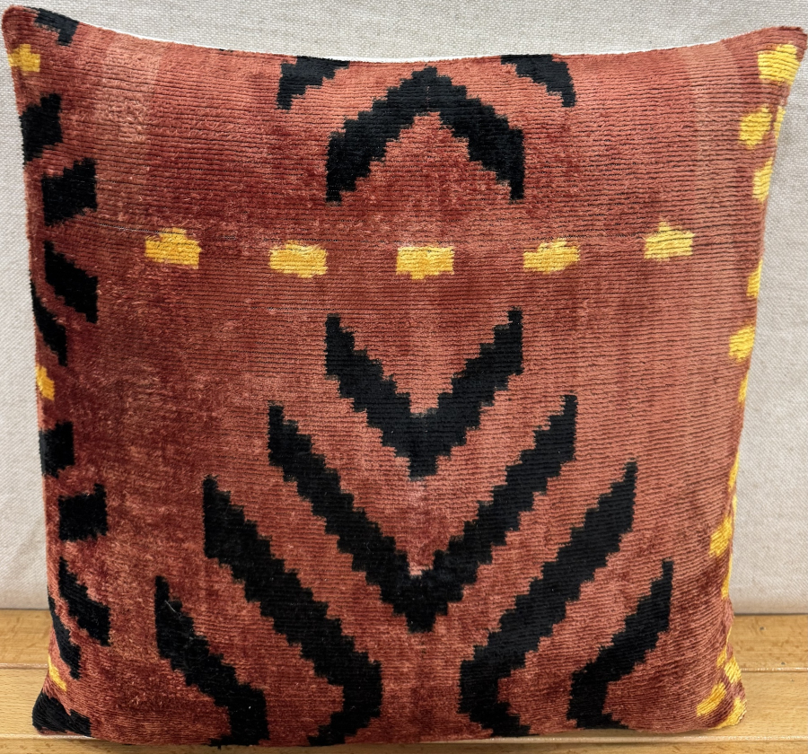 Velvet Pillow ( 40 x 40 cm )
