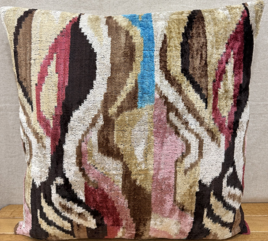 Velvet Pillow ( 50 x 50 cm )