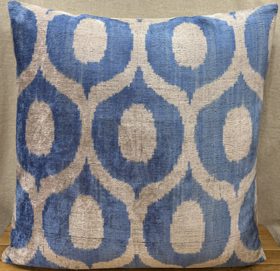 Silk Velvet Pillow ( 50 x 50 cm )