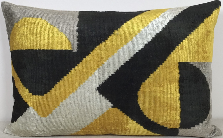 Silk Velvet Pillow ( 40 x 60 cm )