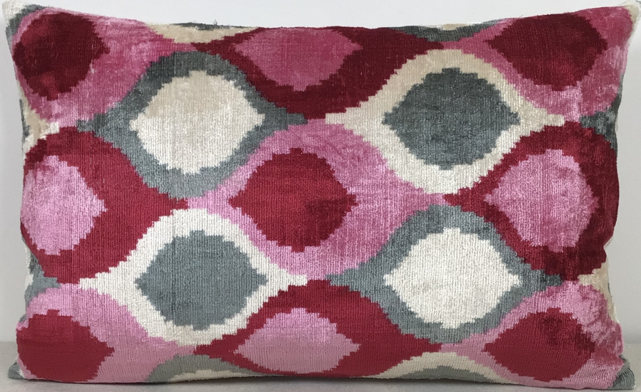 Silk Velvet Pillow ( 40 x 60 cm )