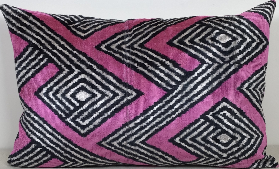 Silk Velvet Pillow ( 40 x 60 cm )