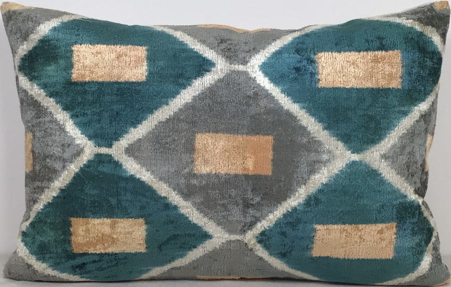 Silk Velvet Pillow ( 40 x 60 cm )