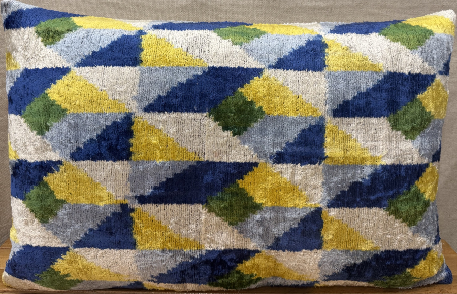 Silk Velvet Pillow ( 40 x 60 cm )