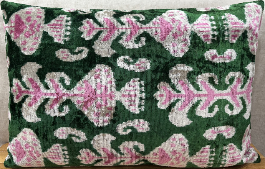 Silk Velvet Pillow ( 40 x 60 cm )